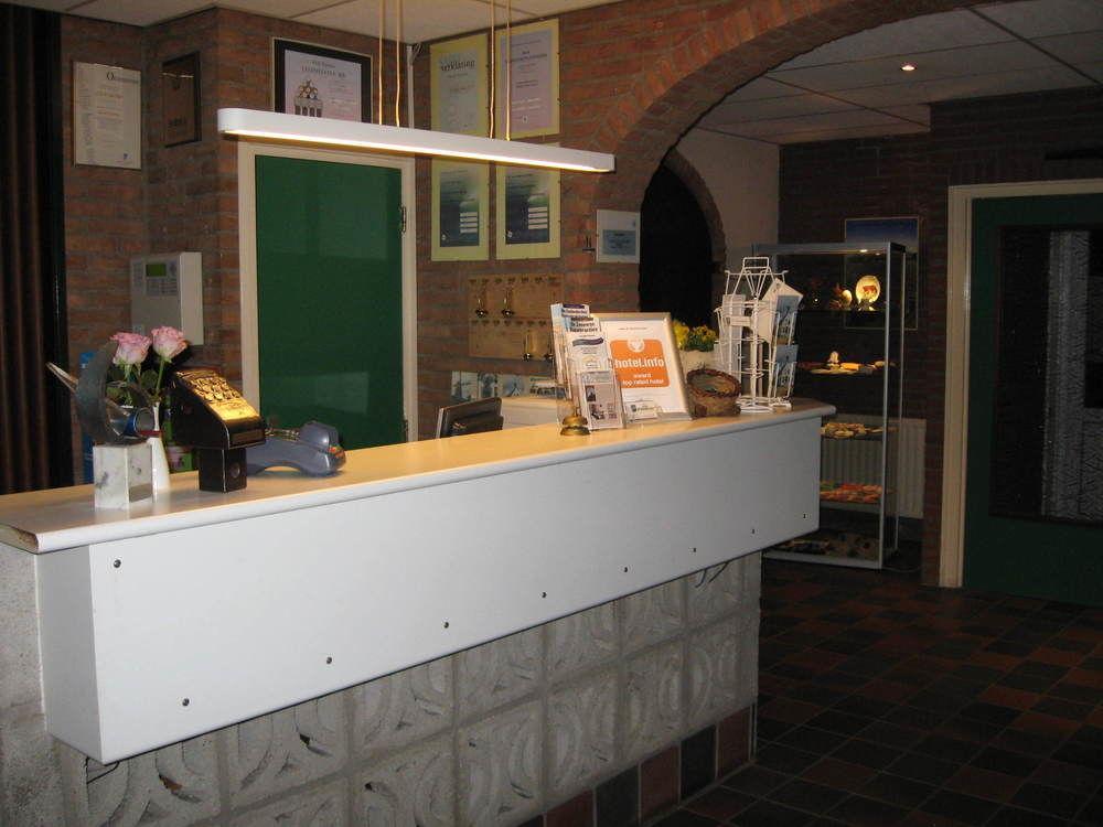 德剑池波特酒店 Biervliet 外观 照片